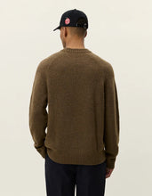Load image into Gallery viewer, Les Deux Gilbert Crewneck Teak