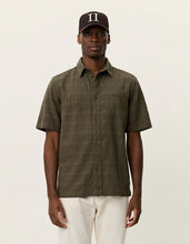 Load image into Gallery viewer, Les Deux Charlie SS Shirt Olive