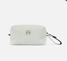 Load image into Gallery viewer, Stubble & Co Wash Bag Soft Mint