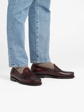 Load image into Gallery viewer, G.H.Bass Penny Loafer Wine