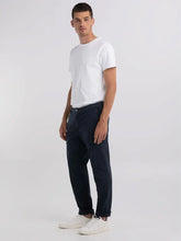 Load image into Gallery viewer, REPLAY REG FIT &#39;BENNI&#39; CHINO NAVY
