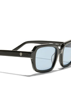 Load image into Gallery viewer, Samsoe Larry Sunglasses Black