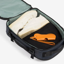 Load image into Gallery viewer, Stubble & Co Hybrid Backpack 20L Navy