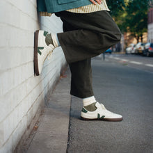 Load image into Gallery viewer, Veja Panenka Leather White Cyprus