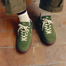 Load image into Gallery viewer, Veja Panenka Suede Militar Pierre