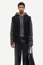 Load image into Gallery viewer, Samsoe Hannes Vest
