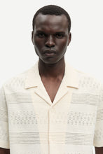 Load image into Gallery viewer, Samsoe Samartin Shirt Cream
