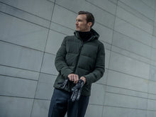 Load image into Gallery viewer, UBR Bolt Jacket Night Olive
