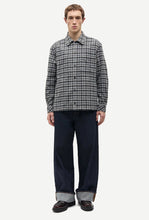 Load image into Gallery viewer, Samsoe Castor Overshirt
