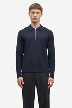 Load image into Gallery viewer, Samsoe Gunan Turtle Neck Sky Captain
