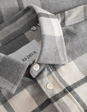 Load image into Gallery viewer, Les Deux Jeremy Check Flannel Shirt
