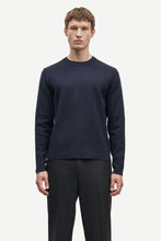 Load image into Gallery viewer, SAMSOE GUNAN CREW NECK NAVY
