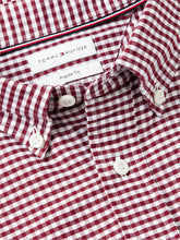 Load image into Gallery viewer, Tommy Hilfiger Regular Fit Gingham Check Oxford Shirt
