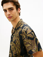 Load image into Gallery viewer, Tommy Hilfiger Floral Print Shirt
