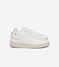 Load image into Gallery viewer, VEJA V-90 LEATHER WHITE
