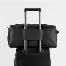 Load image into Gallery viewer, Stubble &amp; Co Gym Duffel 25L Black

