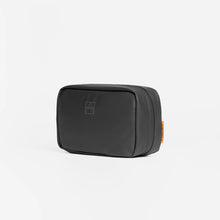 Load image into Gallery viewer, Stubble &amp; Co Tech Bag Black
