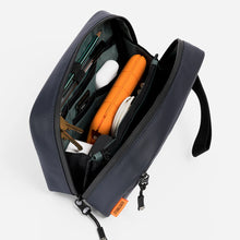Load image into Gallery viewer, Stubble &amp; Co Tech Bag Navy
