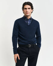 Load image into Gallery viewer, GANT EXTRA FINE MERINO WOOL VNECK
