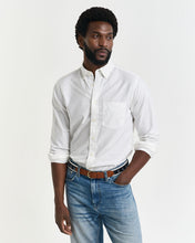 Load image into Gallery viewer, GANT GARMENT DYED OXFORD SHIRT EGGSHELL
