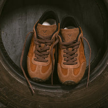 Load image into Gallery viewer, Veja GT Suede Cognac Black
